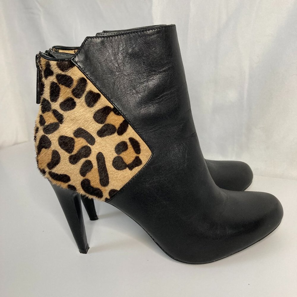 Calvin Klein Leopard Print Ankle Boots Size 8 1/2 Black Leather Boot